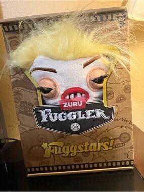 Zuru Fuggler Fuggstars “Fleeting Fartlet”(Taylor Swift) 9” Plush Toy Collectible